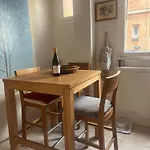 Charming Apartment Eiffel Tour/Invalides