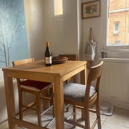 Charming Eiffel Tour/invalides Apartment Paris
